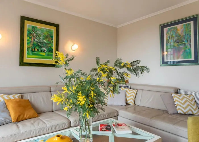 Grande Terrasse Vue *